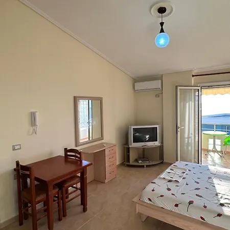 아파트 Anaisi Vlorë